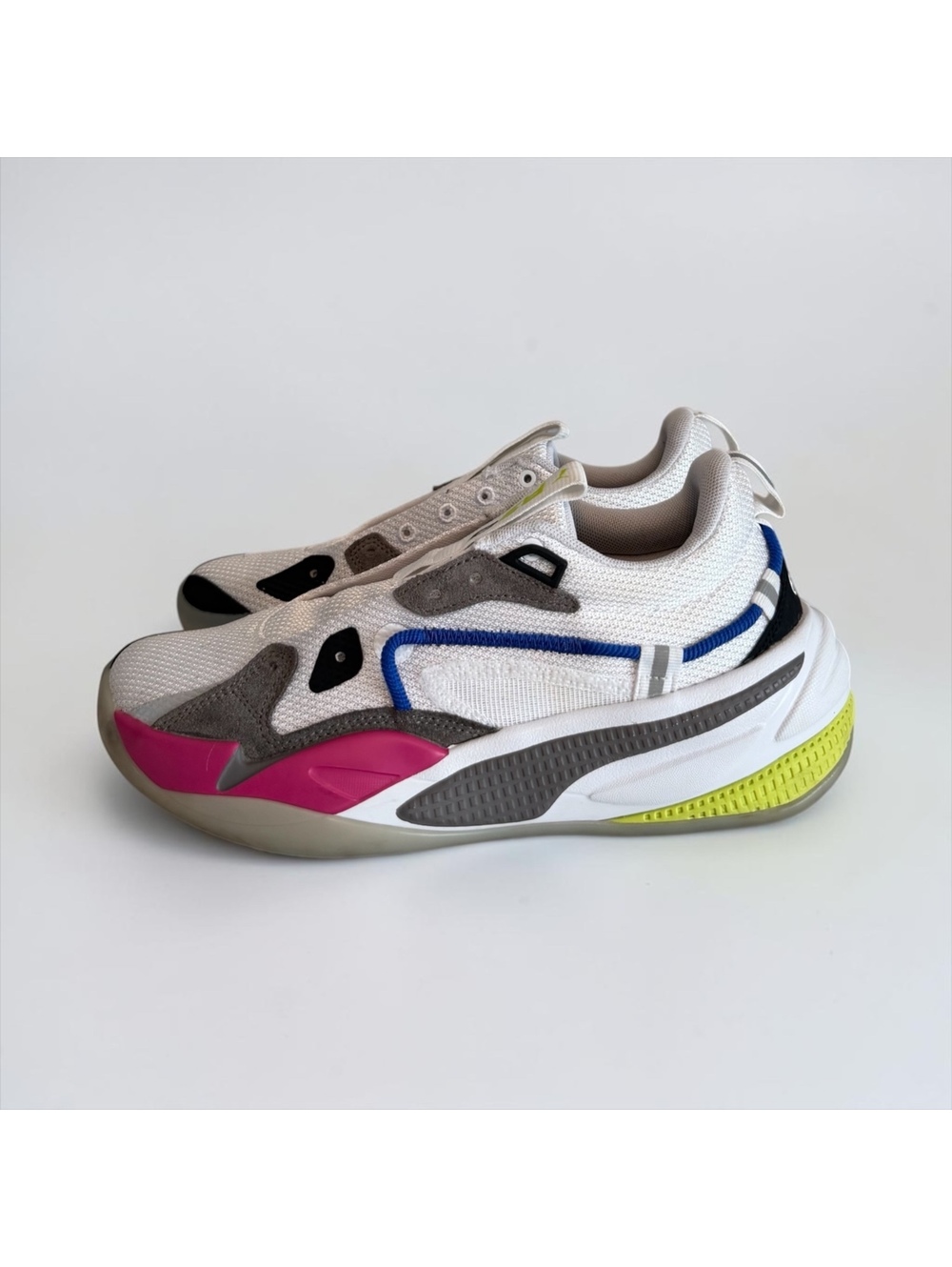Puma RS-Dreamer Proto Basketball Shoes White Pink Blue Womens Size 8.5 (7Y)